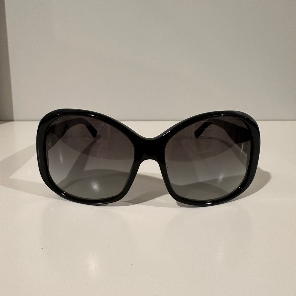 Authentic Prada Women's Sunglasses SPR 03M 1AB Black